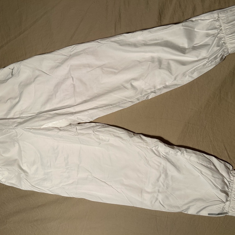 Puma Women’s White Sweatpants